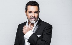 Vocalist Clint Holmes will join Christian Tamburr and his quartet in a concert Nov. 14 at Gleason Performing Arts Center.