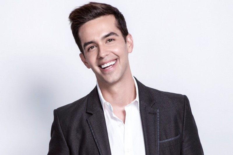 Michael Carbonaro